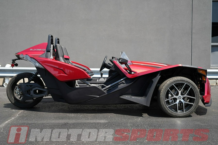2018 Polaris Slingshot SL Sunset Red