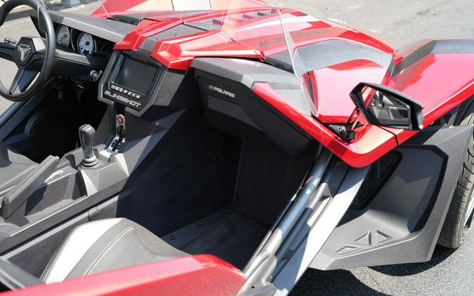 2018 Polaris Slingshot SL Sunset Red