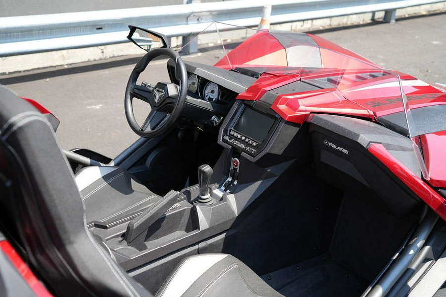 2018 Polaris Slingshot SL Sunset Red