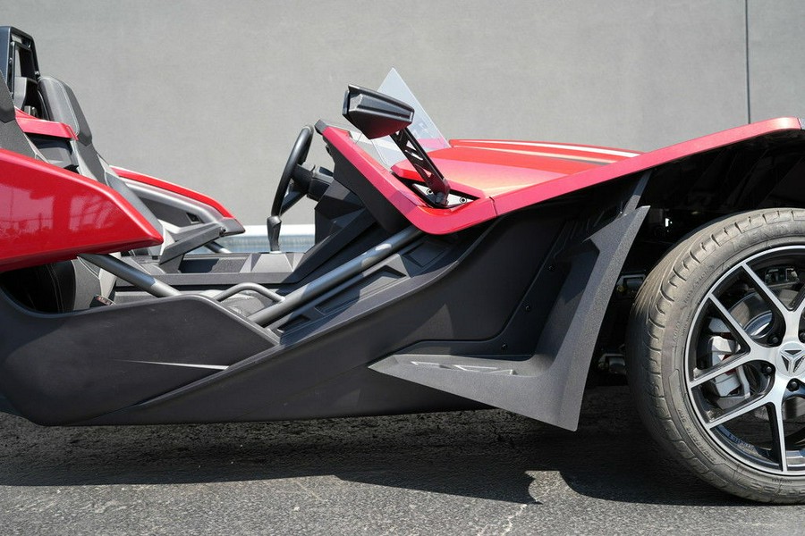 2018 Polaris Slingshot SL Sunset Red