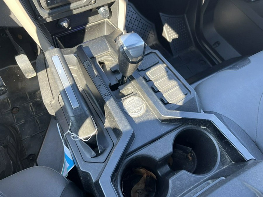 2024 Yamaha Wolverine RMAX4 1000 XT-R