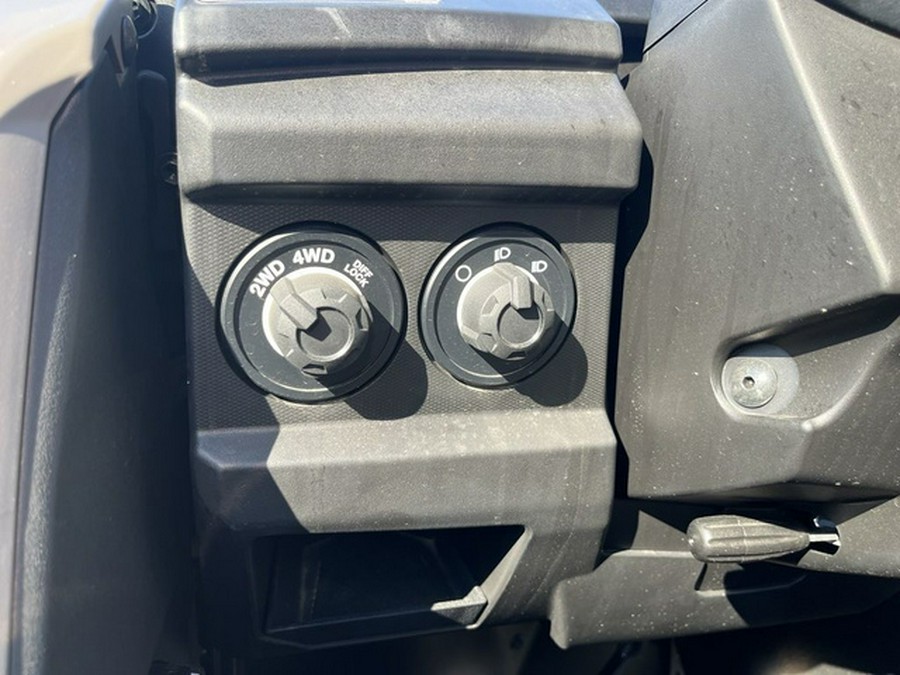 2024 Yamaha Wolverine RMAX4 1000 XT-R