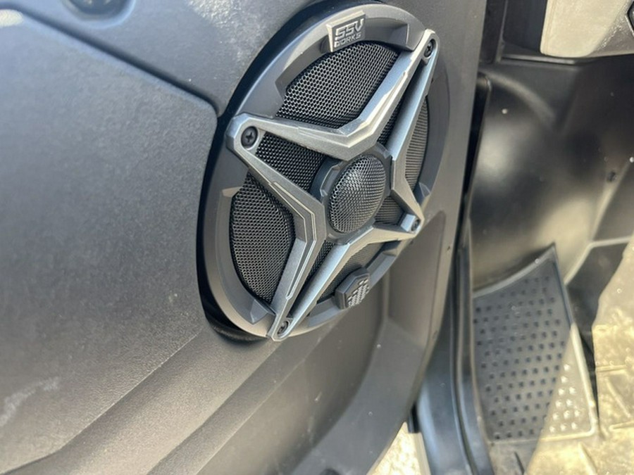 2024 Yamaha Wolverine RMAX4 1000 XT-R