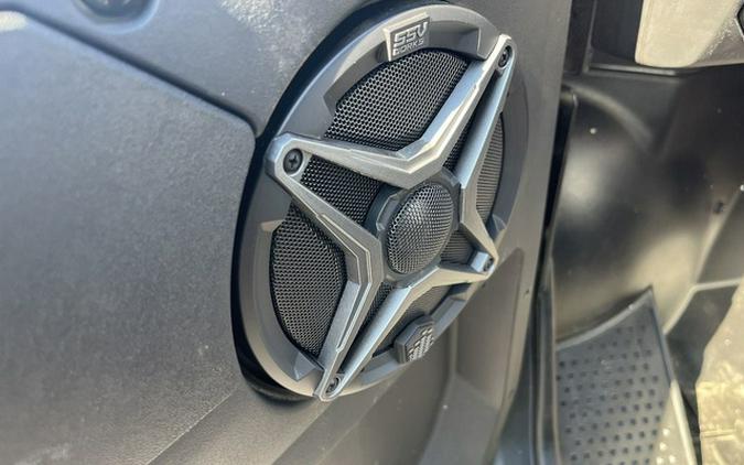 2024 Yamaha Wolverine RMAX4 1000 XT-R