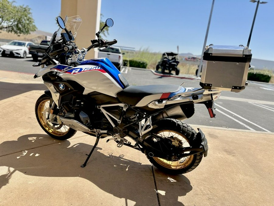 2020 BMW R 1250 GS Light White/Racing Blue Met/Racing Red