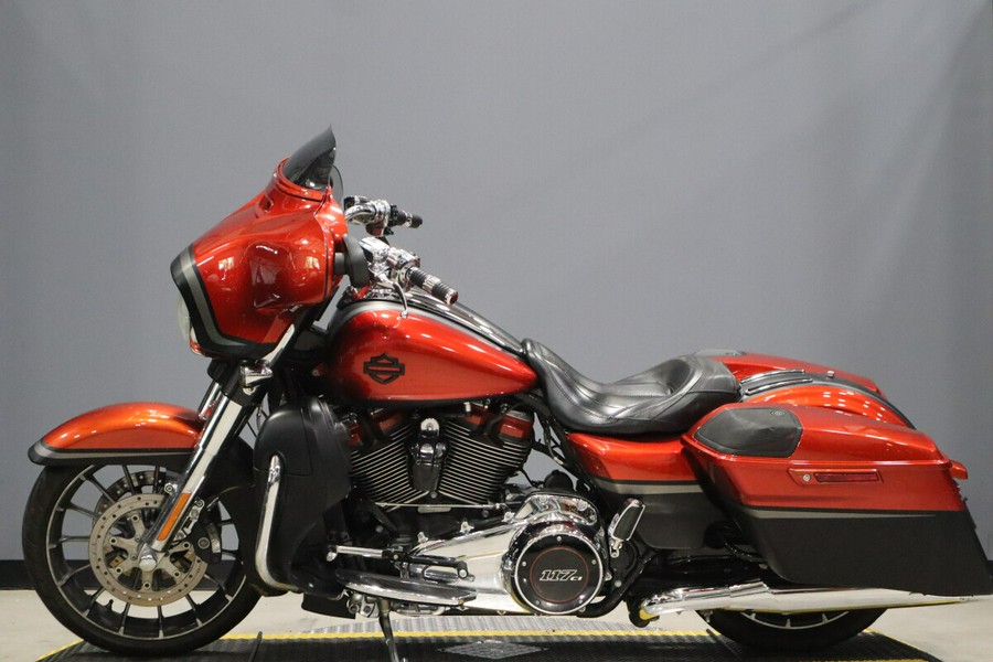 2018 Harley-Davidson CVO Street Glide