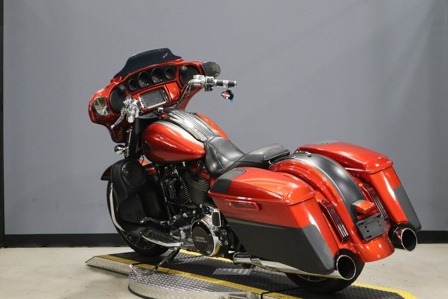 2018 Harley-Davidson CVO Street Glide