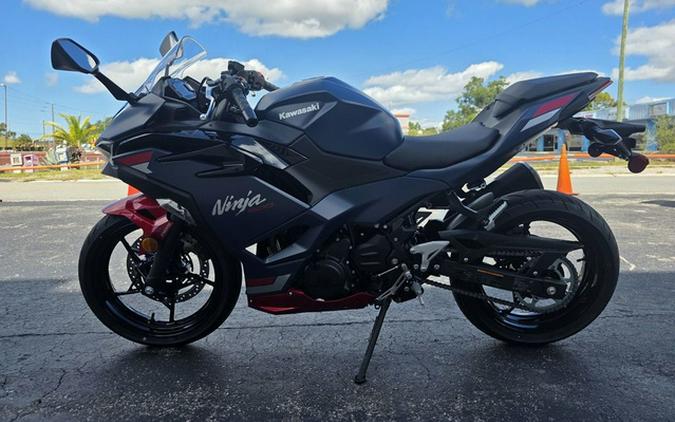 2026 Kawasaki Ninja 500 ABS Metallic Matte Twilight Blue ABS