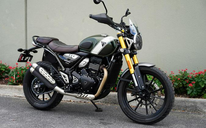 2024 Triumph Scrambler 400 X Matte Khaki Green / Fusion White