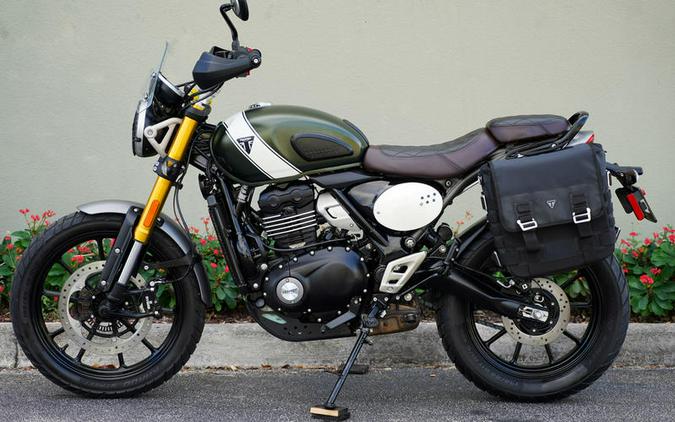 2024 Triumph Scrambler 400 X Matte Khaki Green / Fusion White