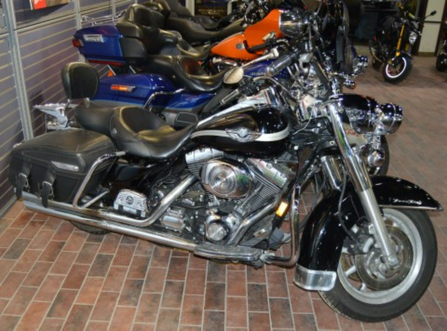 2003 Harley-Davidson FLHRCI Road King® Classic