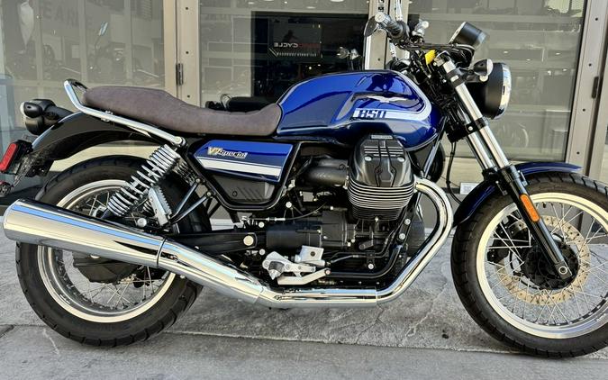 2022 Moto Guzzi V7 Special E5