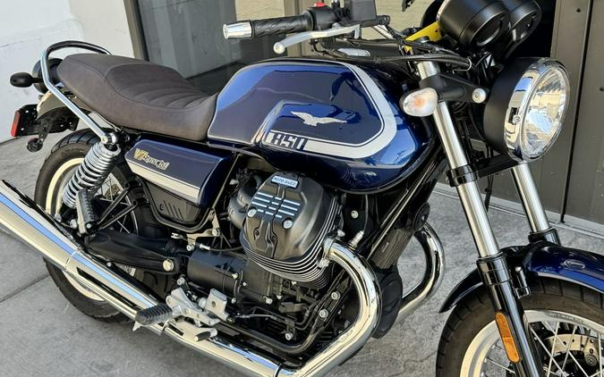 2022 Moto Guzzi V7 Special E5