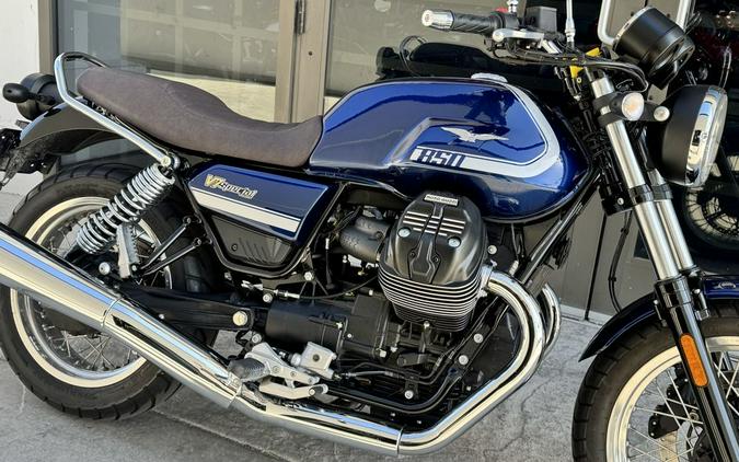 2022 Moto Guzzi V7 Special E5