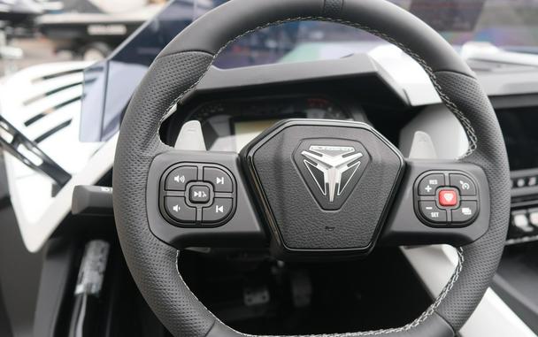 2026 SLINGSHOT R AUTODRIVE