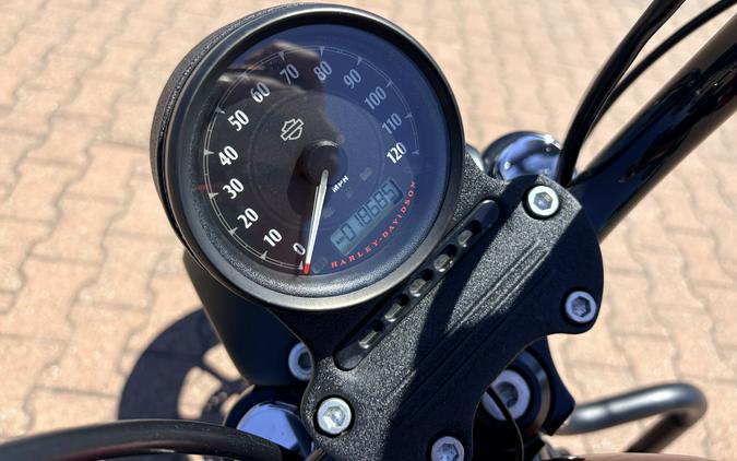 XL 883N 2019 Iron 883™