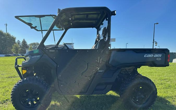 2025 Can-Am Defender XT HD10