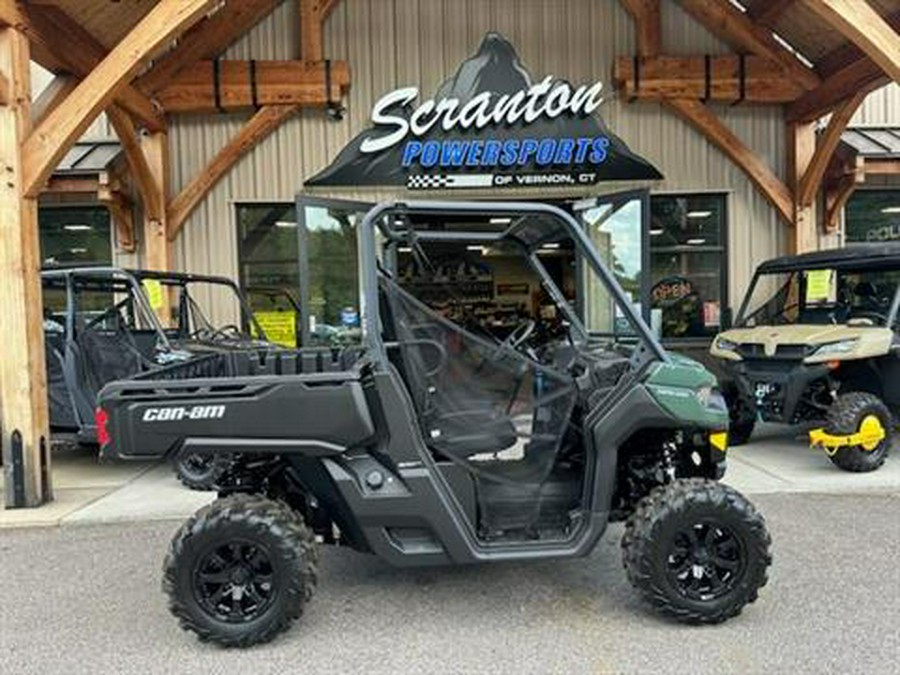 2025 Can-Am Defender DPS HD10