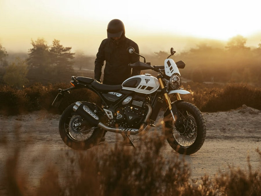 2026 Triumph Scrambler 400 XC