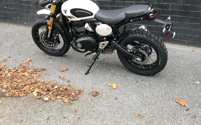 2026 Triumph Scrambler 400 XC