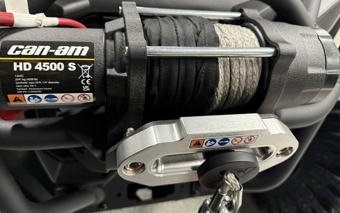 2026 Can-Am Commander X MR