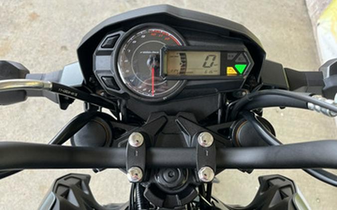 2025 Kawasaki Z125 PRO