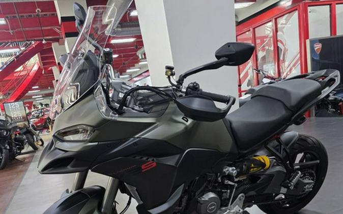 2026 Ducati Multistrada V2 S Storm Green