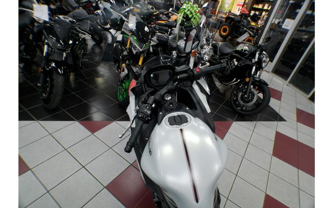 2026 Ninja 650 - Kawasaki