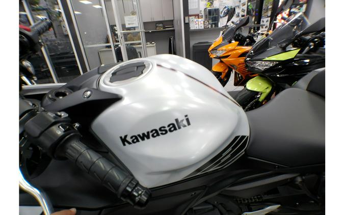 2026 Ninja 650 - Kawasaki