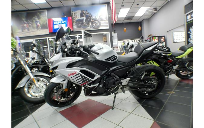 2026 Ninja 650 - Kawasaki