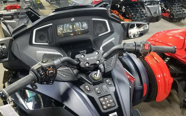 2022 Can-Am® Spyder RT Sea-To-Sky