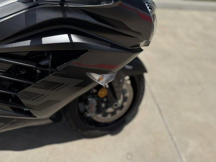 2023 Kawasaki Ninja® ZX™-14R ABS