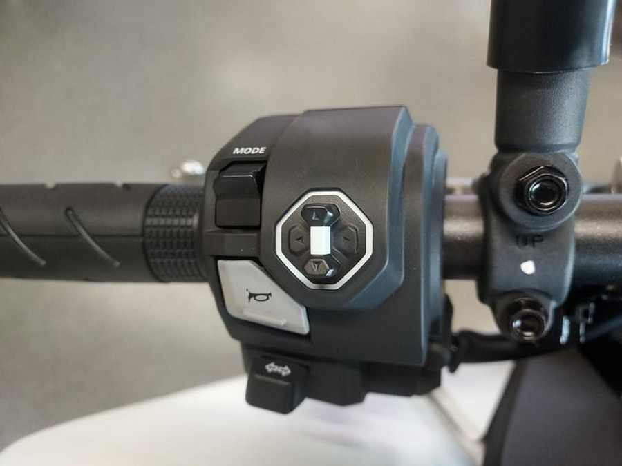 2025 Honda® CB750 Hornet