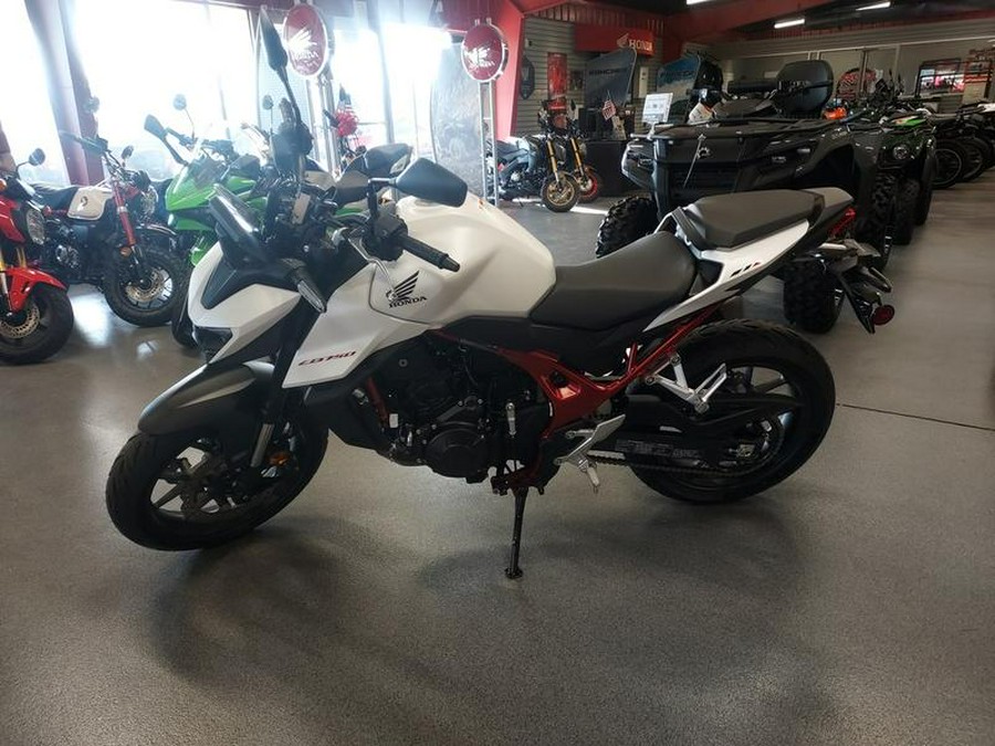 2025 Honda® CB750 Hornet