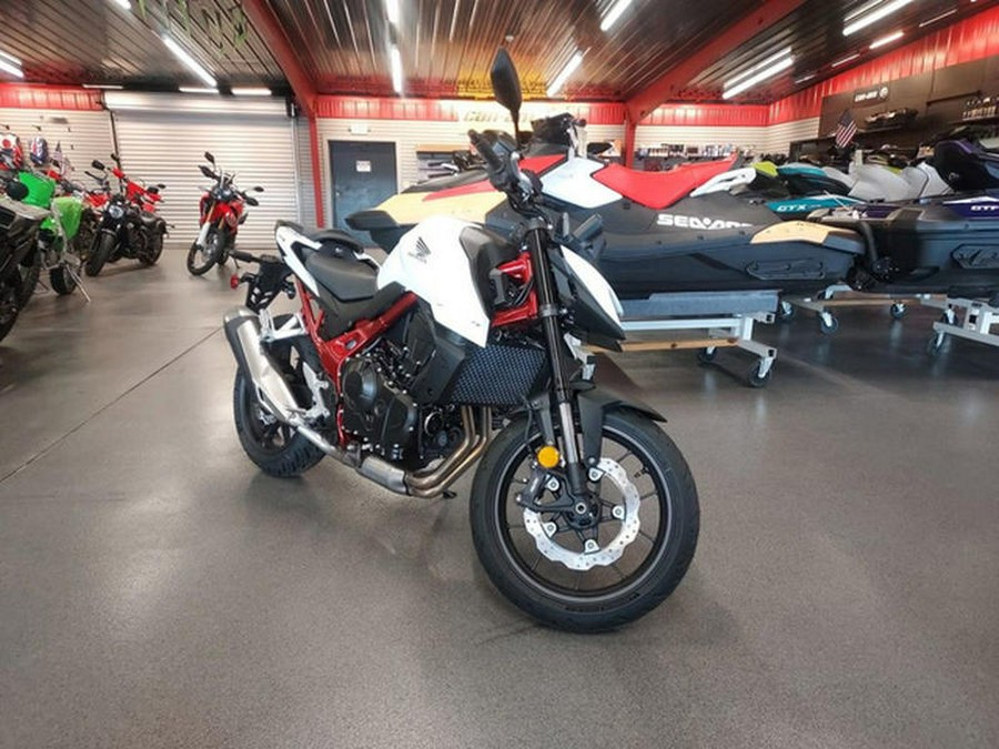 2025 Honda® CB750 Hornet