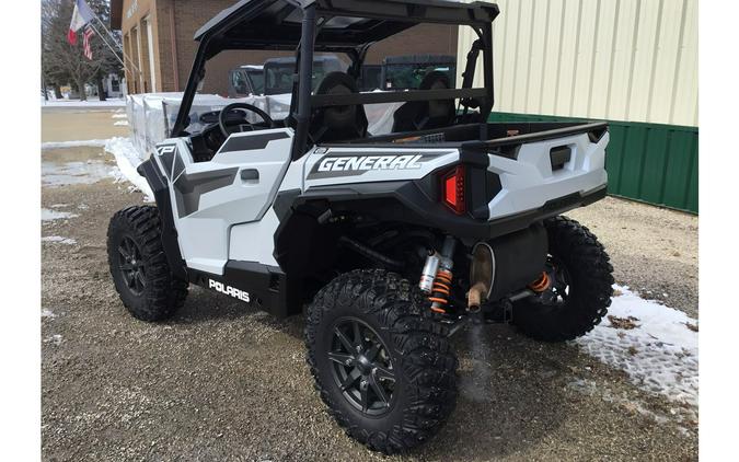 2022 Polaris GENERAL XP 1000 Deluxe Matte Ghost White Metallic