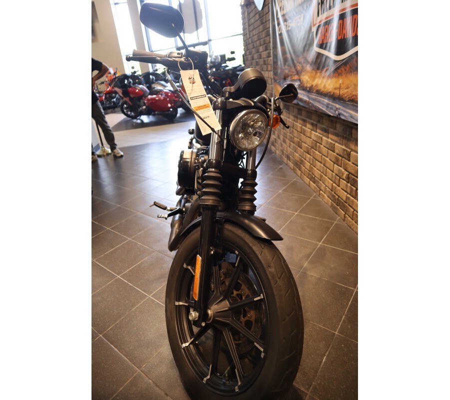 2022 Iron 883™ (XL883N)