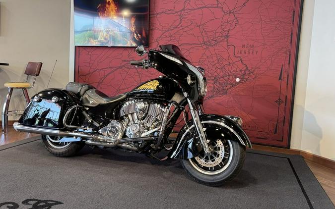 2019 Indian Motorcycle® Chieftain® Classic Thunder Black