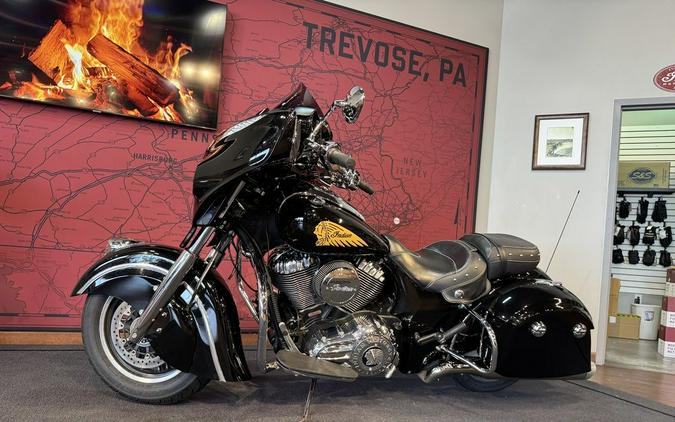 2019 Indian Motorcycle® Chieftain® Classic Thunder Black