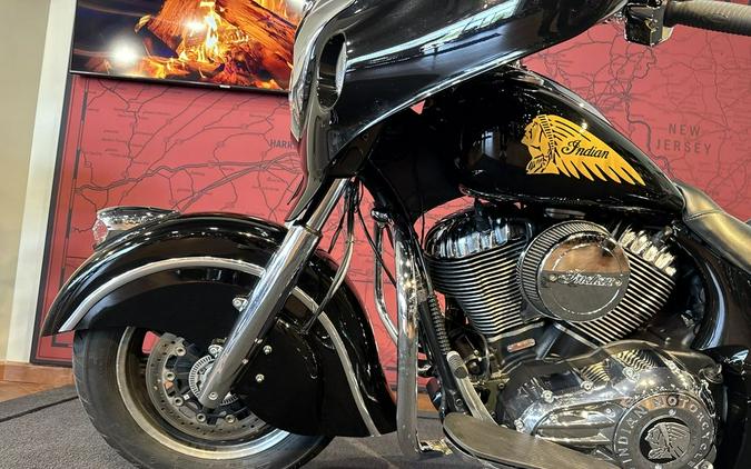 2019 Indian Motorcycle® Chieftain® Classic Thunder Black