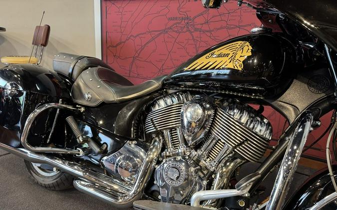 2019 Indian Motorcycle® Chieftain® Classic Thunder Black