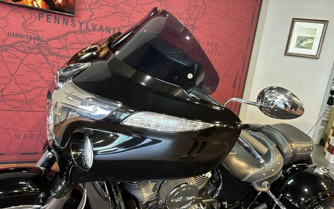 2019 Indian Motorcycle® Chieftain® Classic Thunder Black