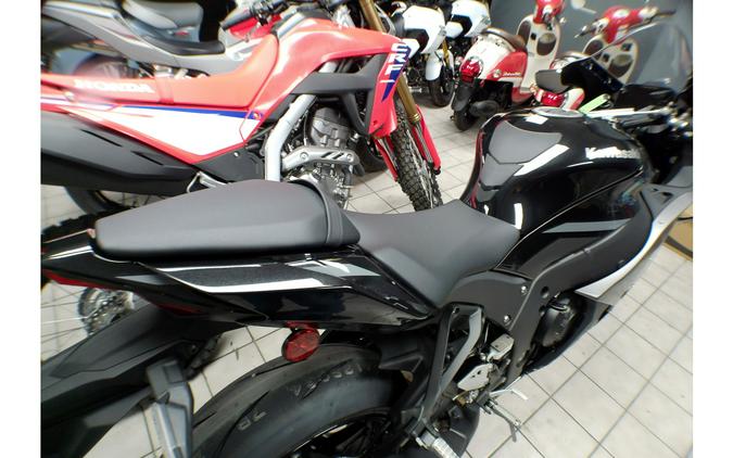 2026 NINJA ZX 10R - Kawasaki