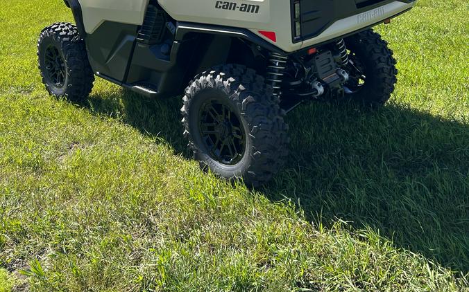 2026 Can-Am Defender Limited HD11