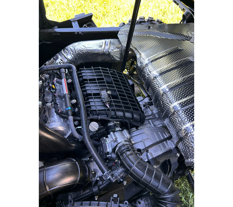 2026 Can-Am Defender Limited HD11