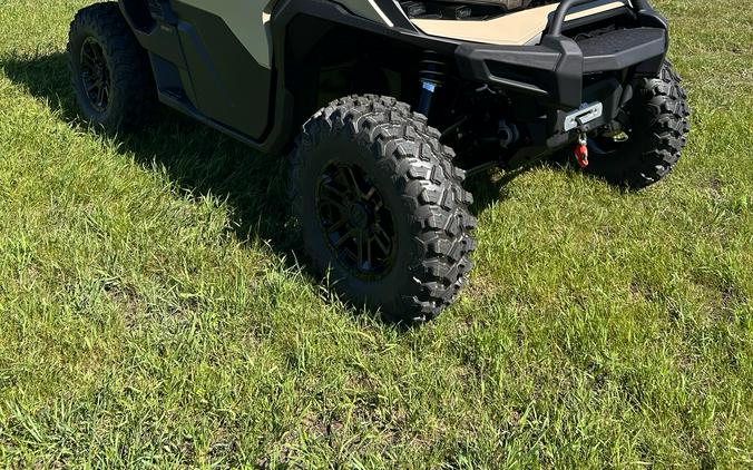 2026 Can-Am Defender Limited HD11