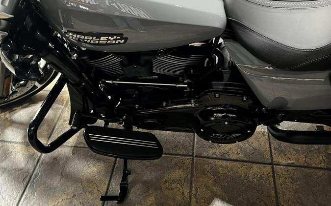 FLTRX 2026 Road Glide
