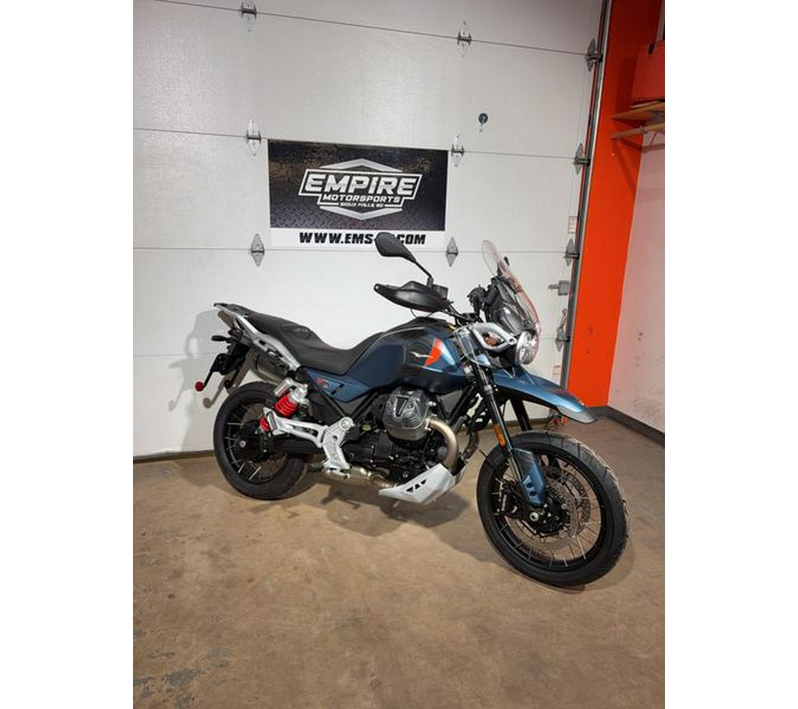 2027 Moto Guzzi MOTO GUZZI V85 TT