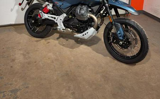 2027 Moto Guzzi MOTO GUZZI V85 TT