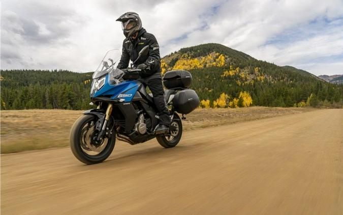 2022 CFMOTO 650 Adventura